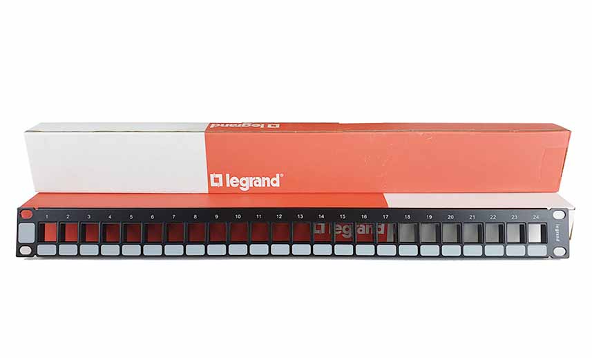 Patch panel cat5 24p Legrand, Patch panel cat5 24p Legrand chính hãng 632790 + 24*632703